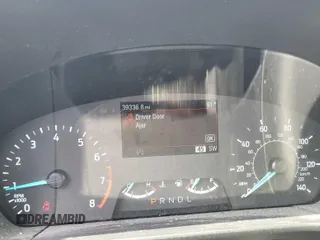 2022 Ford Escape SE z VIN 1FMCU0G67NUB33197, wystawiony jako IAAI lot #42846802 z przebiegiem 39 336 mil mil oraz . Historia ofert i sprzedaży dostępna na DreamBid. Obrazek 3.