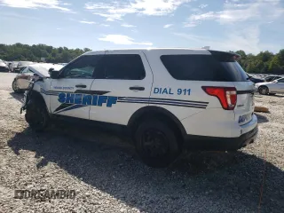 2016 Ford Utility Police Interceptor with VIN 1FM5K8AR4GGB43770, listed as a Copart auction lot 66730164 with 104,848 mi miles and Salvage Title. Bid and sale history available at carsss.com. Image 2.