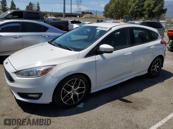 2016 Ford Focus SE with VIN 1FADP3K24GL225565, listed as a Copart auction lot 54949705 with 124,532 mi miles and Salvage Title. Bid and sale history available at carsss.com. Image 1.
