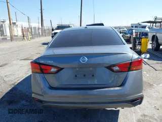 2019 Nissan Altima S with VIN 1N4BL4BV1KC114807, listed as a IAAI auction lot 41647497 with 123,743 mi miles and . Bid and sale history available at DreamBid. Image 17.