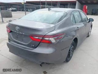 2024 Toyota Camry LE with VIN 4T1C11AK6RU850099, listed as a IAAI auction lot 41712649 with 39,825 mi miles. Bid and sale history available at carsss.com. Image 4.
