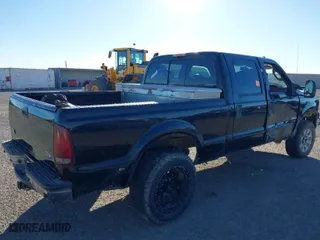 2006 Ford Super Duty F-250 XL with VIN 1FTSW21P86ED03294, listed as a IAAI auction lot 41668308 with 297,303 mi miles. Bid and sale history available at carsss.com. Image 4.