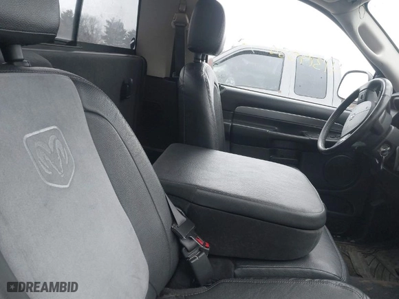2005 Dodge Ram 1500 SLT with VIN 1D7HU16DX5J597138, listed as a IAAI auction lot 41319558 with 138,671 mi miles. Bid and sale history available at carsss.com. Image 8.