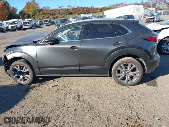 2024 Mazda CX-30 2.5 S Premium Package with VIN 3MVDMBDM2RM693225, listed as a IAAI auction lot 40573761 with 2,792 mi miles. Bid and sale history available at carsss.com. Image 14.