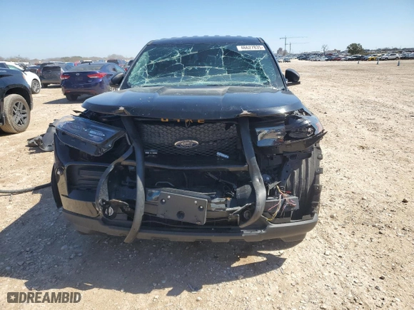 2021 Ford Police Interceptor Utility with VIN 1FM5K8AB8MGC33356, listed as a Copart auction lot 46627835 with 42,240 mi miles and Salvage Title. Bid and sale history available at carsss.com. Image 5.