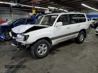 1999 Toyota Land Cruiser with VIN JT3HT05J3X0044309, listed as a Copart auction lot 42162825 with 248,900 mi miles and Salvage Title. Bid and sale history available at carsss.com. Image 1.