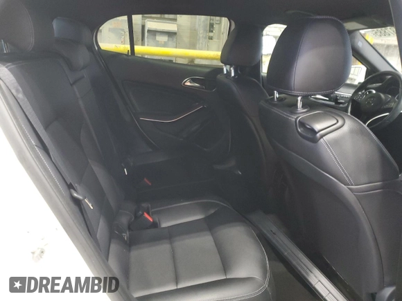 2016 Mercedes-Benz GLA 250 z VIN WDCTG4EB2GJ223312, wystawiony jako Copart lot #55937885 z przebiegiem 48 361 mil mil oraz Szkoda całkowita • Salvage title. Historia ofert i sprzedaży dostępna na DreamBid. Obrazek 10.