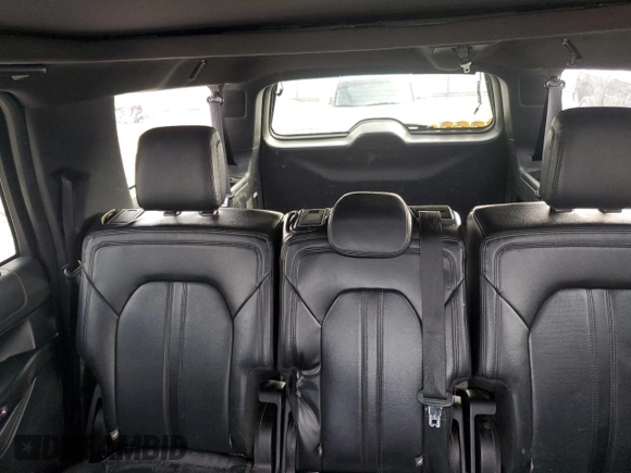 2020 Ford Expedition Max Limited z VIN 1FMJK2AT8LEA38534, wystawiony jako Copart lot #50895495 z przebiegiem 131 464 mil mil oraz Szkoda całkowita • Salvage title. Historia ofert i sprzedaży dostępna na DreamBid. Obrazek 10.