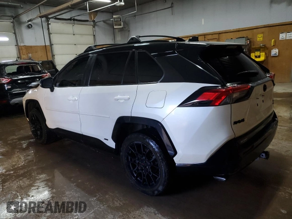 2022 Toyota RAV4 Hybrid XSE with VIN 4T3E6RFV8NU093509, listed as a Copart auction lot 55629435 with 62,477 mi miles and Salvage title. Bid and sale history available at DreamBid. Image 2.
