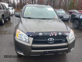 2011 Toyota RAV4 with VIN JTMBK4DV0B5099585, listed as a IAAI auction lot 41502571 with 162,850 mi miles. Bid and sale history available at carsss.com. Image 12.