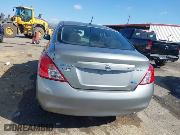 2012 Nissan Versa SL with VIN 3N1CN7AP6CL932748, listed as a IAAI auction lot 41532452 with 110,881 mi miles. Bid and sale history available at carsss.com. Image 17.