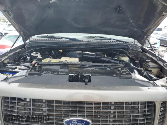 2003 Ford Excursion Limited с VIN 1FMNU43S23EB13028, выставлен на аукционе Copart как лот 59771045 с пробегом 225 405 миль миль и Списание • Salvage title. История ставок и продаж доступна на DreamBid. Изображение 11.