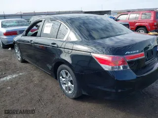 2011 Honda Accord Sdn SE with VIN 1HGCP2F62BA158094, listed as a IAAI auction lot 41621725 with 225,195 mi miles. Bid and sale history available at carsss.com. Image 3.