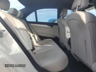 2011 Mercedes-Benz C 300 Sport с VIN WDDGF5EB3BA523150, выставлен на аукционе Copart как лот 58926245 с пробегом 176 112 миль миль и Списание • Salvage title. История ставок и продаж доступна на DreamBid. Изображение 10.
