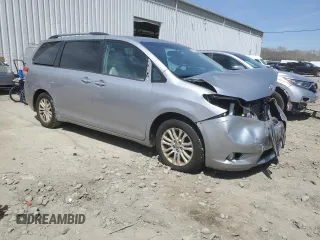 2012 Toyota Sienna XLE AAS z VIN 5TDYK3DC5CS177650, wystawiony jako Copart lot #53832525 z przebiegiem Nie podano mil oraz Szkoda całkowita • Salvage title. Historia ofert i sprzedaży dostępna na DreamBid. Obrazek 4.