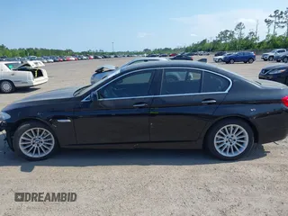 2013 BMW 5 Series 535i with VIN WBAFR7C55DC822262, listed as a IAAI auction lot 42136544 with 111,541 mi miles and . Bid and sale history available at carsss.com. Image 14.