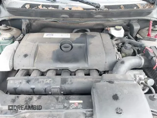 2011 Volvo XC90 I6 with VIN YV4952CZ0B1602518, listed as a IAAI auction lot 41451735 with 187,751 mi miles and . Bid and sale history available at DreamBid. Image 10.