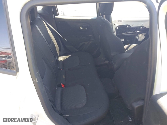2019 Jeep Renegade Sport with VIN ZACNJBAB9KPK50894, listed as a IAAI auction lot 41953413 with 95,821 mi miles. Bid and sale history available at carsss.com. Image 8.