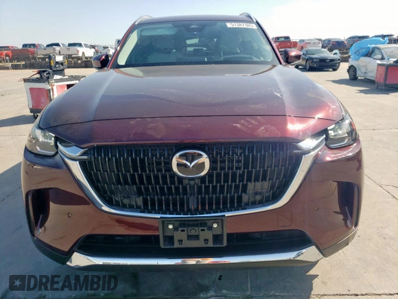 2024 Mazda CX-90 Premium Plus z VIN JM3KKEHD4R1184302, wystawiony jako Copart lot #51387385 z przebiegiem 8 426 mil mil oraz Szkoda całkowita • Salvage title. Historia ofert i sprzedaży dostępna na DreamBid. Obrazek 5.