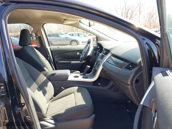 2011 Ford Edge SE with VIN 2FMDK3GC0BBB60647, listed as a IAAI auction lot 41756534 with 196,751 mi miles. Bid and sale history available at carsss.com. Image 5.