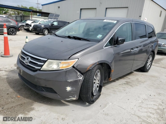 2013 Honda Odyssey EX with VIN 5FNRL5H43DB051650, listed as a Copart auction lot 50353545 with 136,693 mi miles and Salvage Title. Bid and sale history available at carsss.com. Image 1.