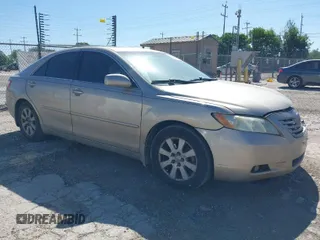 2009 Toyota Camry LE with VIN 4T1BK46K09U075169, listed as a IAAI auction lot 39169852 with 211,105 mi miles. Bid and sale history available at carsss.com. Image 1.