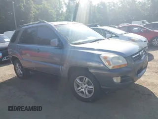 2005 Kia Sportage LX with VIN KNDJE723757063391, listed as a IAAI auction lot 42562192 with 175,742 mi miles and . Bid and sale history available at DreamBid. Image 1.