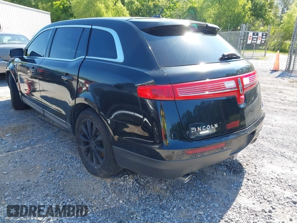2010 Lincoln MKT EcoBoost with VIN 2LMHJ5AT4ABJ25332, listed as a IAAI auction lot 42176728 with Not Provided miles and . Bid and sale history available at DreamBid. Image 3.