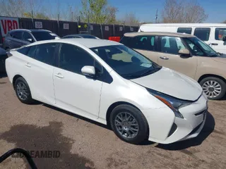 2017 Toyota Prius Two with VIN JTDKBRFU6H3052020, listed as a IAAI auction lot 41979181 with 82,210 mi miles. Bid and sale history available at carsss.com. Image 1.