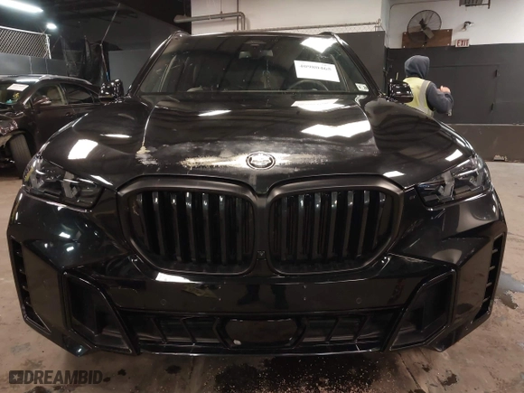 2024 BMW X5 xDrive40i with VIN 5UX23EU04R9S29747, listed as a IAAI auction lot 40980465 with 8,183 mi miles. Bid and sale history available at carsss.com. Image 11.