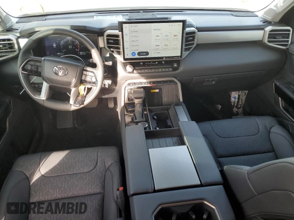2024 Toyota Sequoia SR5 with VIN 7SVAAABA1RX041910, listed as a Copart auction lot 76440414 with 3,567 mi miles and Salvage Title. Bid and sale history available at carsss.com. Image 8.