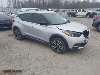 2019 Nissan Kicks S with VIN 3N1CP5CU2KL562351, listed as a IAAI auction lot 41554939 with 78,319 mi miles. Bid and sale history available at carsss.com. Image 1.