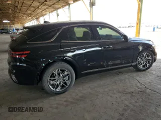 2025 Genesis GV70 2.5T with VIN 5NMMADTB5SH028026, listed as a Copart auction lot 45193745 with 2,243 mi miles and Salvage title. Bid and sale history available at DreamBid. Image 3.