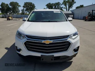 2020 Chevrolet Traverse LT Cloth z VIN 1GNEVGKW2LJ289356, wystawiony jako Copart lot #57358875 z przebiegiem 46 847 mil mil oraz Szkoda całkowita • Salvage title. Historia ofert i sprzedaży dostępna na DreamBid. Obrazek 5.