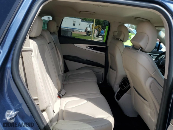 2019 Lincoln Nautilus Standard with VIN 2LMPJ6J95KBL35137, listed as a Copart auction lot 50643955 with 68,699 mi miles and Salvage Title. Bid and sale history available at carsss.com. Image 11.