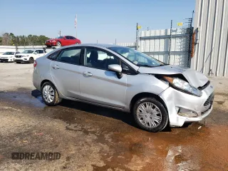 2017 Ford Fiesta S z VIN 3FADP4AJ2HM134423, wystawiony jako Copart lot #47637815 z przebiegiem 71 686 mil mil oraz Szkoda całkowita • Salvage title. Historia ofert i sprzedaży dostępna na DreamBid. Obrazek 4.