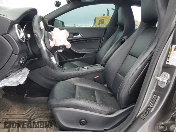 2014 Mercedes-Benz CLA 250 z VIN WDDSJ4EB4EN039648, wystawiony jako Copart lot #44840235 z przebiegiem 89 744 mil mil oraz Czysty tytuł • Clean title. Historia ofert i sprzedaży dostępna na DreamBid. Obrazek 7.