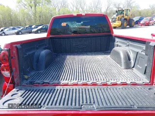 2006 Chevrolet Silverado SS z VIN 2GCEC19N161171970, wystawiony jako IAAI lot #41987549 z przebiegiem 229 928 mil mil oraz . Historia ofert i sprzedaży dostępna na DreamBid. Obrazek 18.