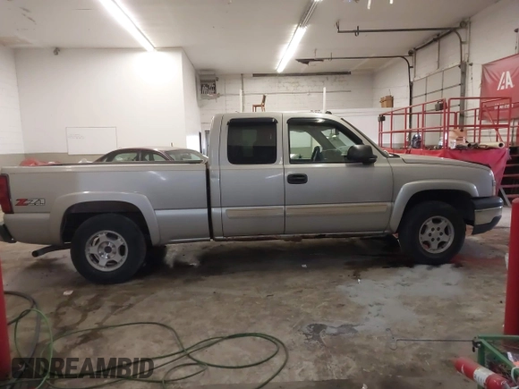 2004 Chevrolet Silverado 1500 with VIN 1GCEK19T84E178573, listed as a IAAI auction lot 41602060 with 212,900 mi miles and . Bid and sale history available at DreamBid. Image 13.