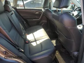 2021 Toyota RAV4 XLE Premium with VIN 2T3A1RFV4MC193667, listed as a Copart auction lot 48061175 with 19,845 mi miles and Salvage title. Bid and sale history available at DreamBid. Image 11.