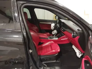 2019 Alfa Romeo Stelvio Ti with VIN ZASPAKBN3K7C71569, listed as a IAAI auction lot 41556814 with 87,279 mi miles and . Bid and sale history available at DreamBid. Image 5.