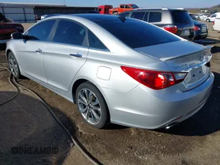 2013 Hyundai Sonata Limited with VIN 5NPEC4AB8DH805564, listed as a IAAI auction lot 41133553 with 99,410 mi miles and . Bid and sale history available at DreamBid. Image 3.