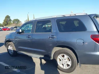 2018 Toyota Sequoia SR5 with VIN 5TDZY5G11JS071489, listed as a IAAI auction lot 41350026 with 47,570 mi miles. Bid and sale history available at carsss.com. Image 14.