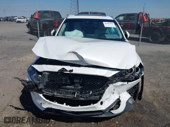 2018 Mazda CX-5 Grand Touring with VIN JM3KFBDM0J0404635, listed as a IAAI auction lot 41883068 with 71,178 mi miles. Bid and sale history available at carsss.com. Image 6.