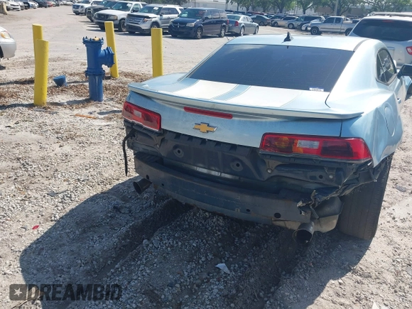 2015 Chevrolet Camaro LS z VIN 2G1FB1E30F9286632, wystawiony jako IAAI lot #41933048 z przebiegiem 164 493 mil mil oraz . Historia ofert i sprzedaży dostępna na DreamBid. Obrazek 16.