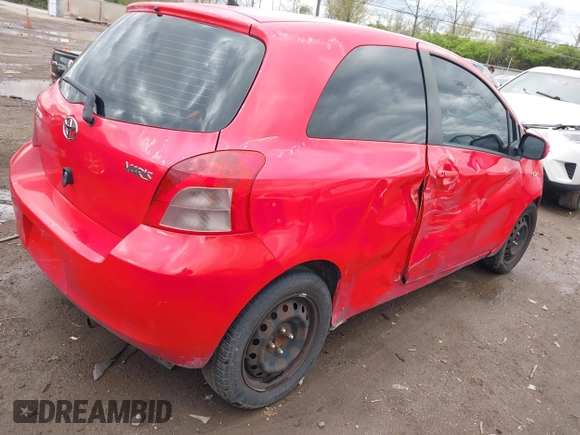 2007 Toyota Yaris with VIN JTDJT923275125859, listed as a IAAI auction lot 42020291 with 179,949 mi miles. Bid and sale history available at carsss.com. Image 4.