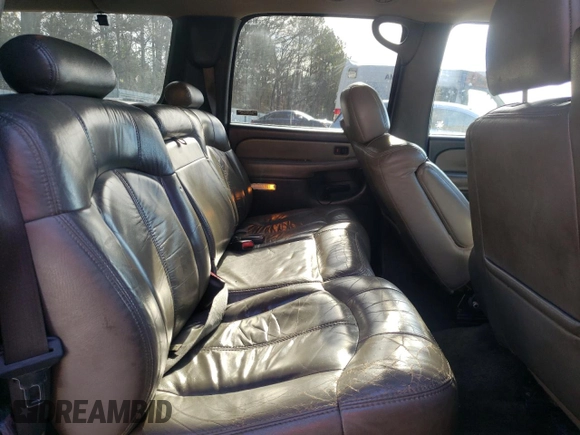 2002 Chevrolet Suburban LT with VIN 1GNEC16Z72J231717, listed as a Copart auction lot 86691164 with 360,491 mi miles and Salvage Title. Bid and sale history available at carsss.com. Image 11.
