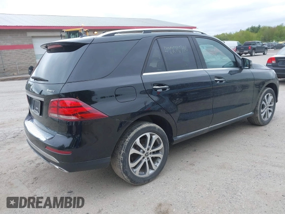2019 Mercedes-Benz GLE 400 z VIN 4JGDA5GB2KB216941, wystawiony jako IAAI lot #42276714 z przebiegiem 17 992 mil mil oraz . Historia ofert i sprzedaży dostępna na DreamBid. Obrazek 4.