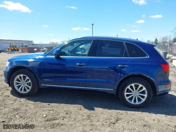 2015 Audi Q5 Premium Plus with VIN WA1LFBFP8FA051979, listed as a IAAI auction lot 42051196 with 94,981 mi miles. Bid and sale history available at carsss.com. Image 14.