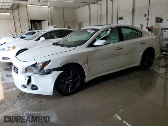 2014 Nissan Maxima SV z VIN 1N4AA5AP7EC915563, wystawiony jako Copart lot #58581365 z przebiegiem 32 347 mil mil oraz Szkoda całkowita • Salvage title. Historia ofert i sprzedaży dostępna na DreamBid. Obrazek 1.